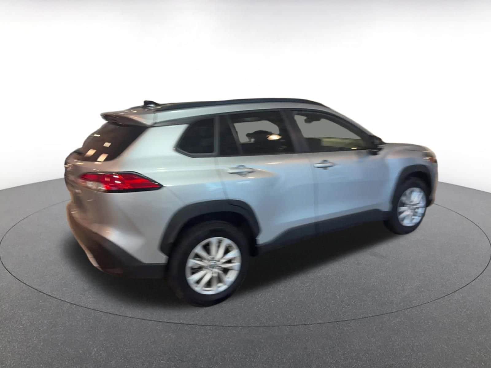 Thumbnail: 2025 Toyota Corolla Cross - 14