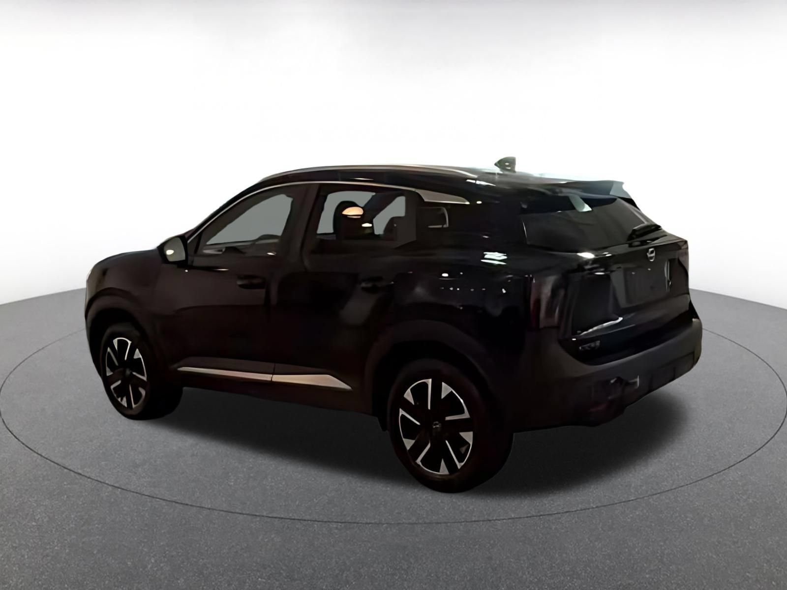 Thumbnail: 2026 Nissan Kicks - 14