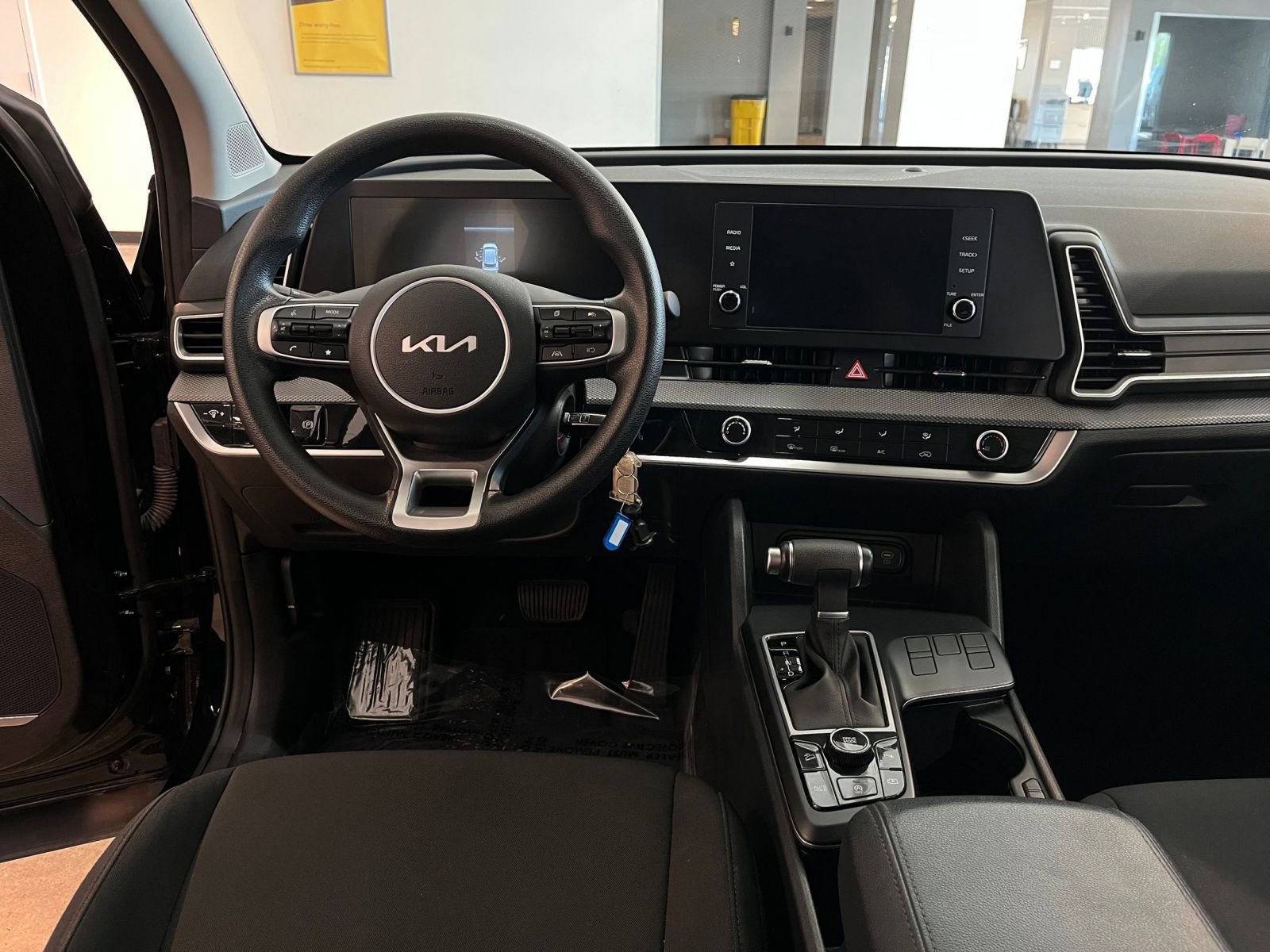 Thumbnail: 2025 Kia Sportage - 34