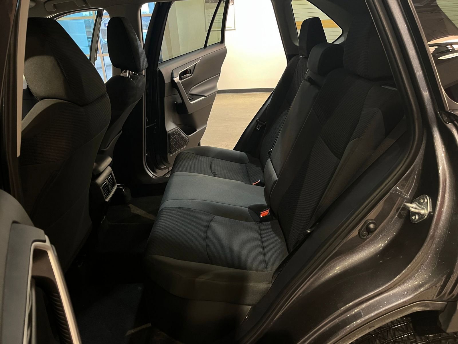 Thumbnail: 2025 Toyota RAV4 - 25