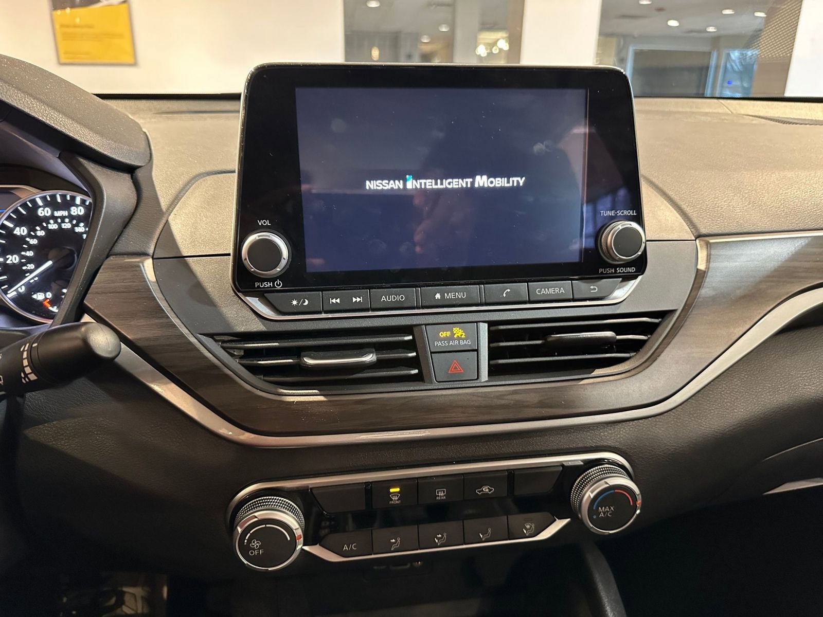 Thumbnail: 2025 Nissan Altima - 18