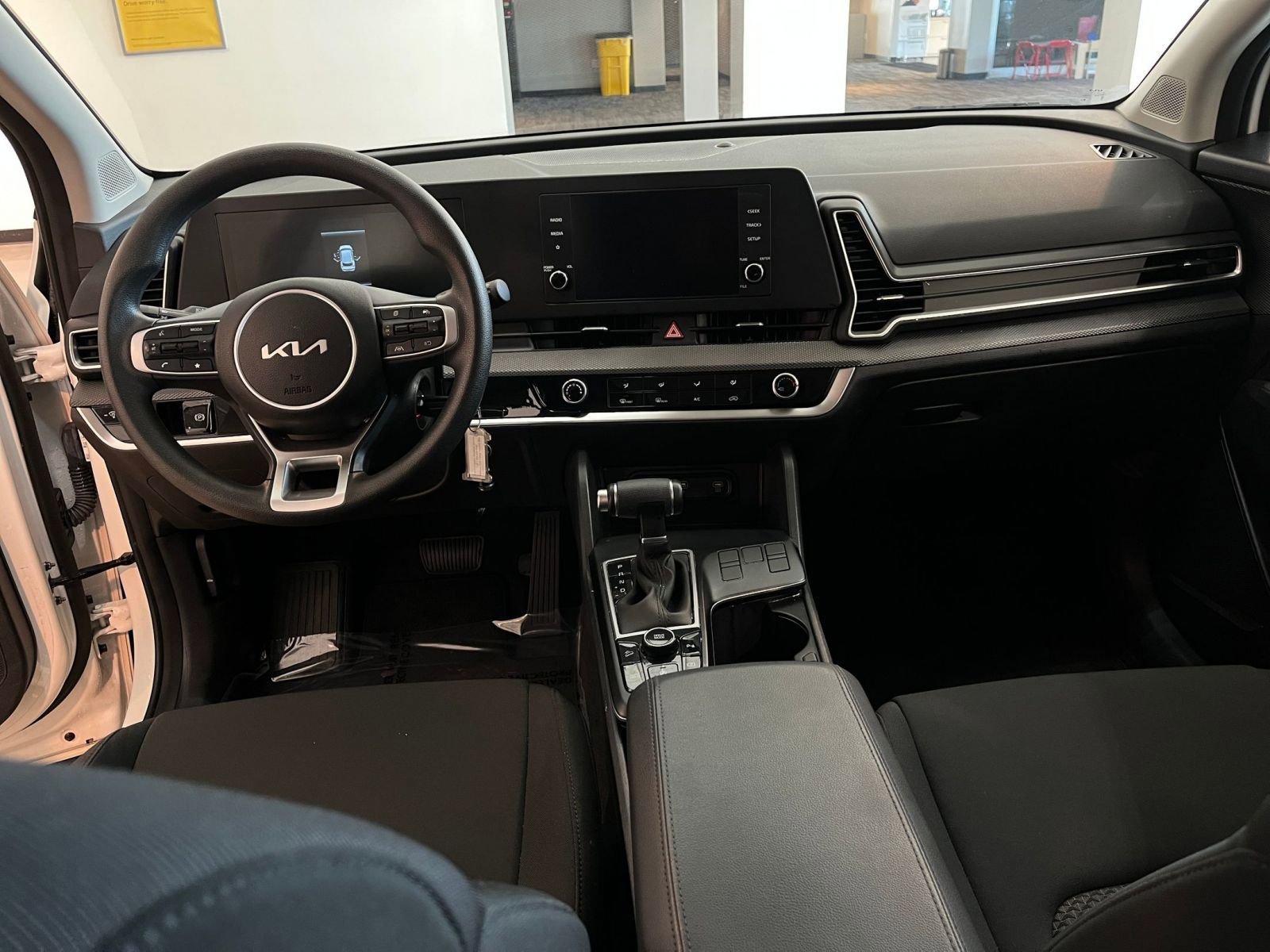 Thumbnail: 2025 Kia Sportage - 33