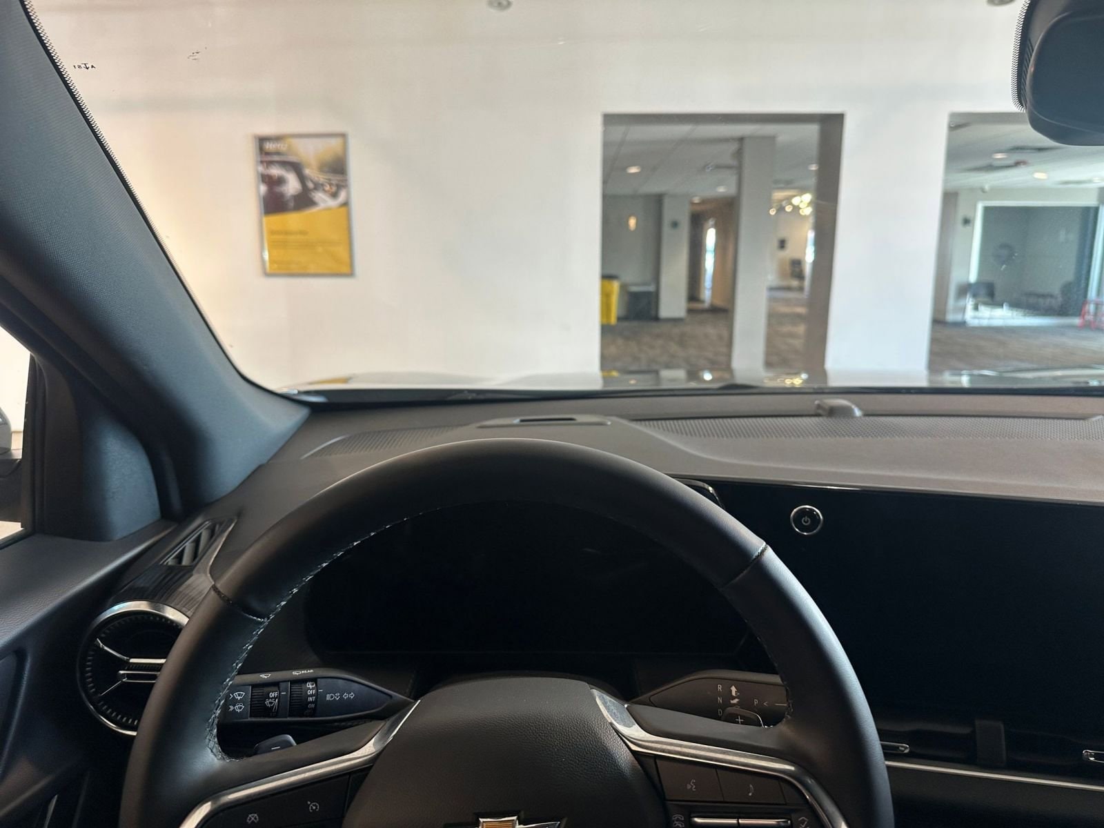 Thumbnail: 2025 Chevrolet Equinox - 33