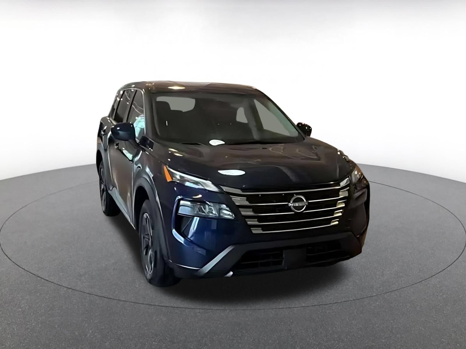 Thumbnail: 2025 Nissan Rogue - 3