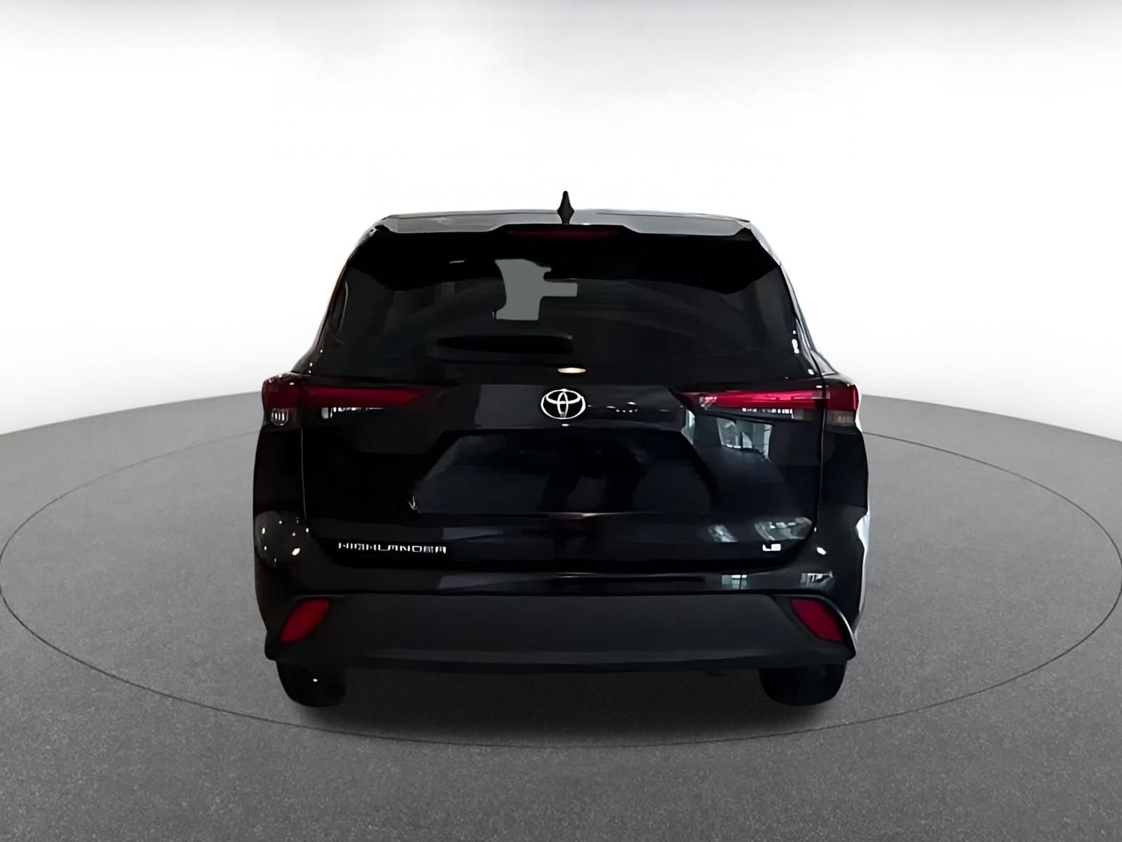 Thumbnail: 2025 Toyota Highlander - 11