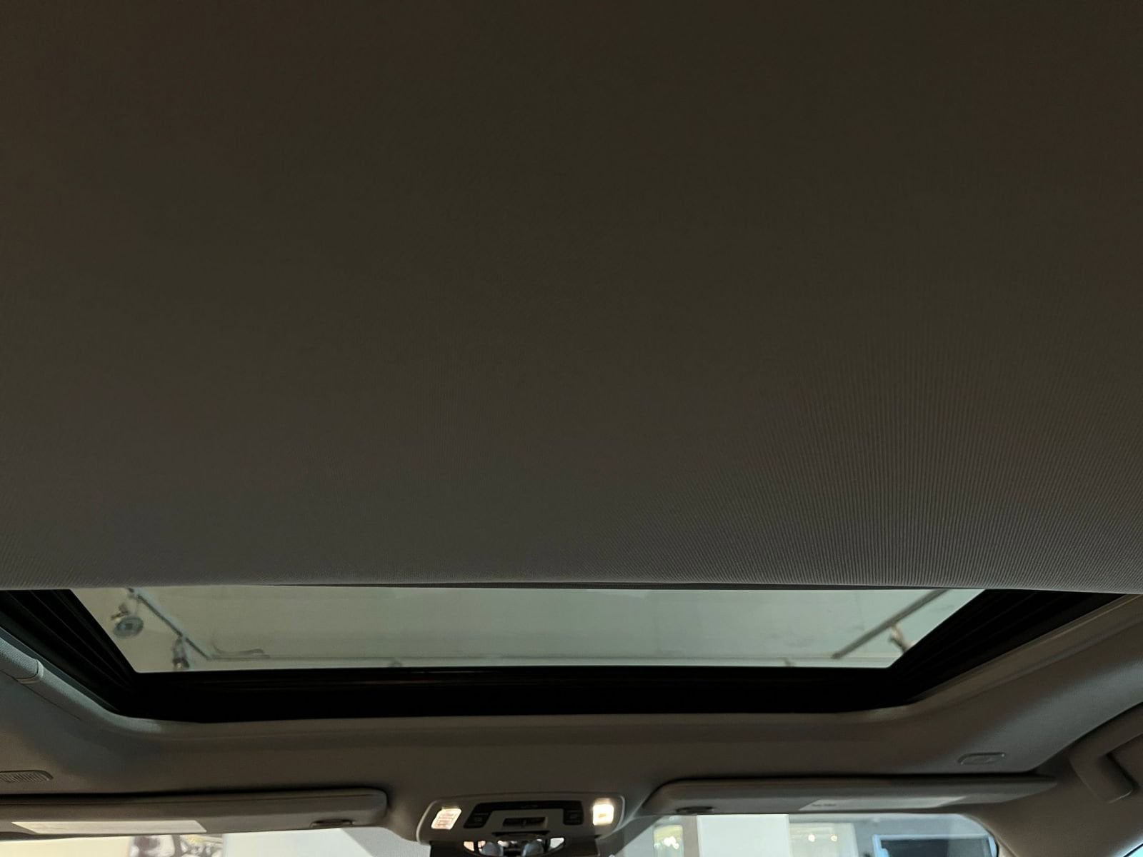 Thumbnail: 2025 Toyota Sienna - 30