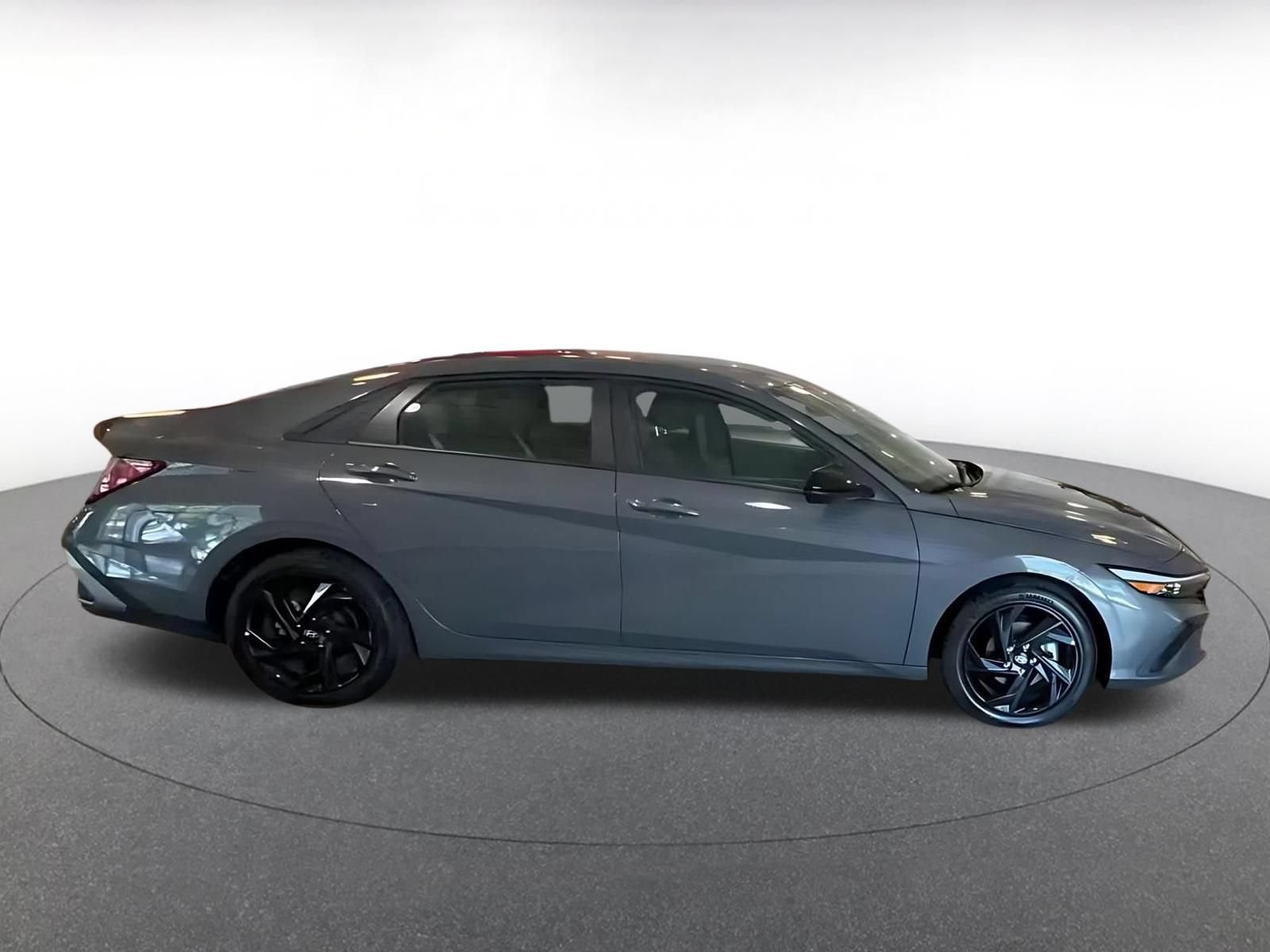 Thumbnail: 2026 Hyundai Elantra - 16