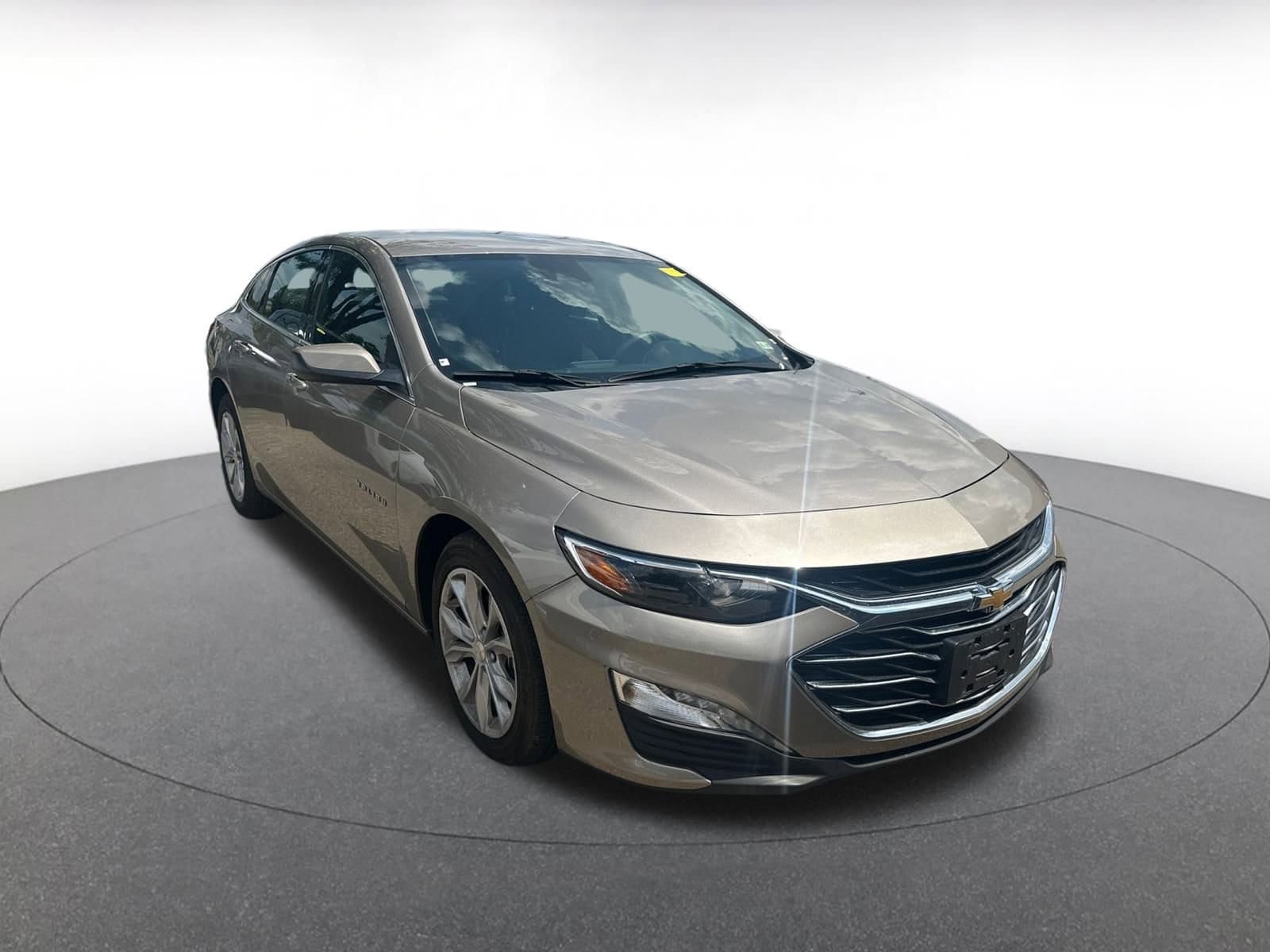 Thumbnail: 2024 Chevrolet Malibu - 1