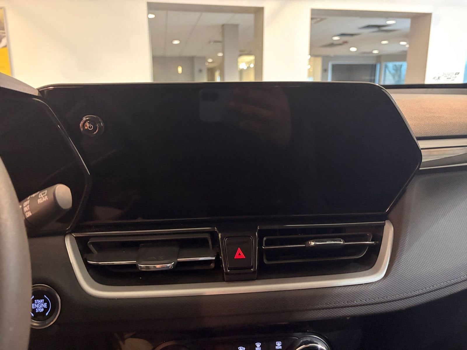 Thumbnail: 2025 Chevrolet TrailBlazer - 18