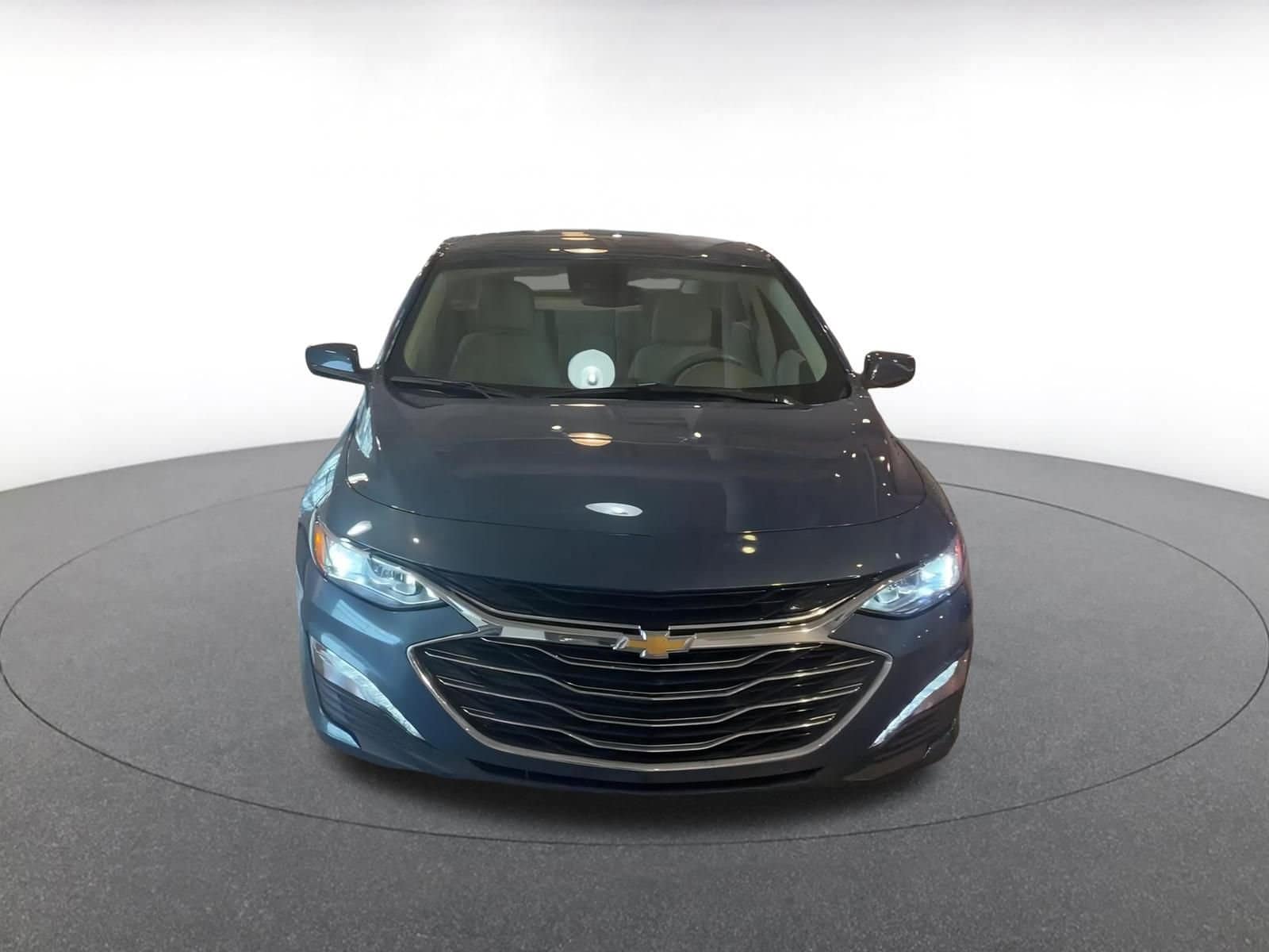 Thumbnail: 2024 Chevrolet Malibu - 4