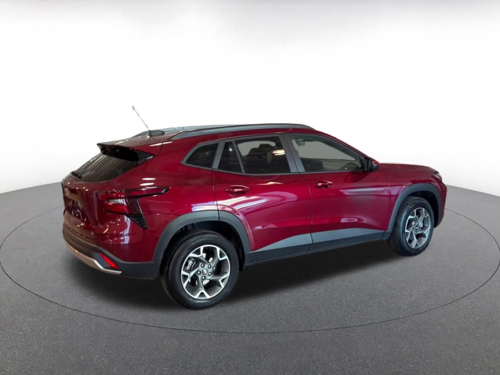 Thumbnail: 2025 Chevrolet Trax - 15