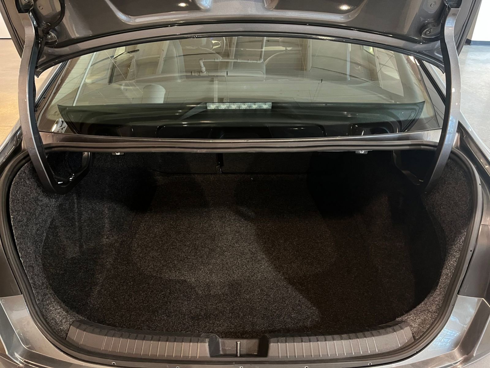 Thumbnail: 2025 Volkswagen Jetta - 30