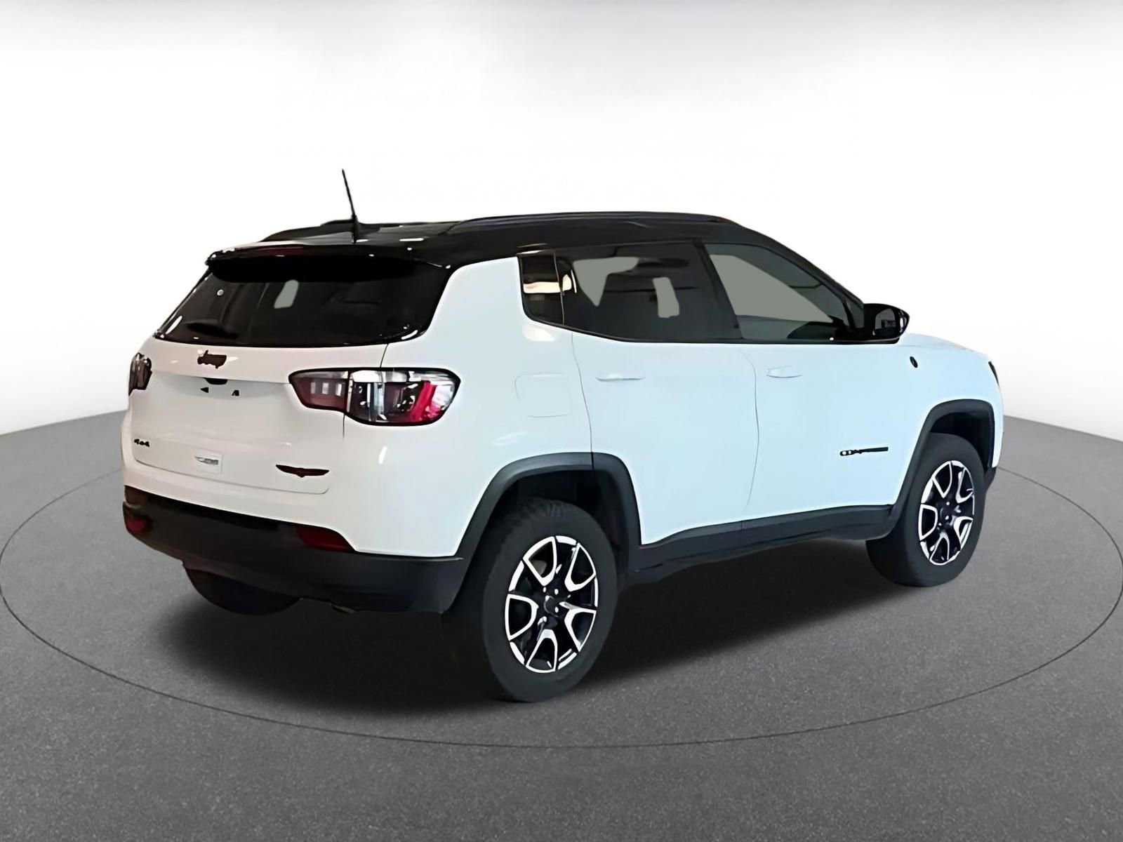 Thumbnail: 2025 Jeep Compass - 10