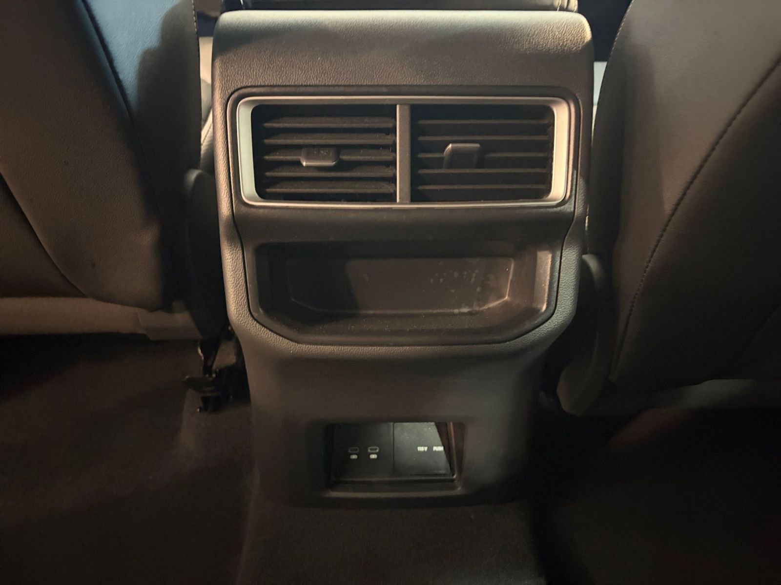 Thumbnail: 2025 Volkswagen Atlas - 25