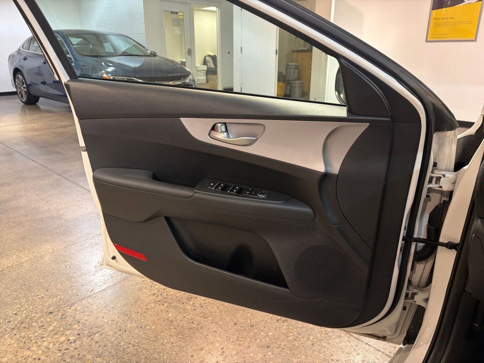 Thumbnail: 2024 Kia Forte - 20