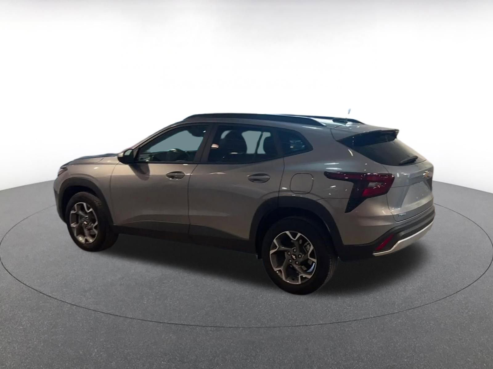 Thumbnail: 2025 Chevrolet Trax - 10