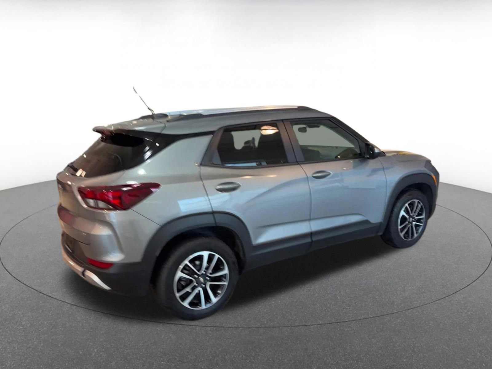 Thumbnail: 2025 Chevrolet TrailBlazer - 15