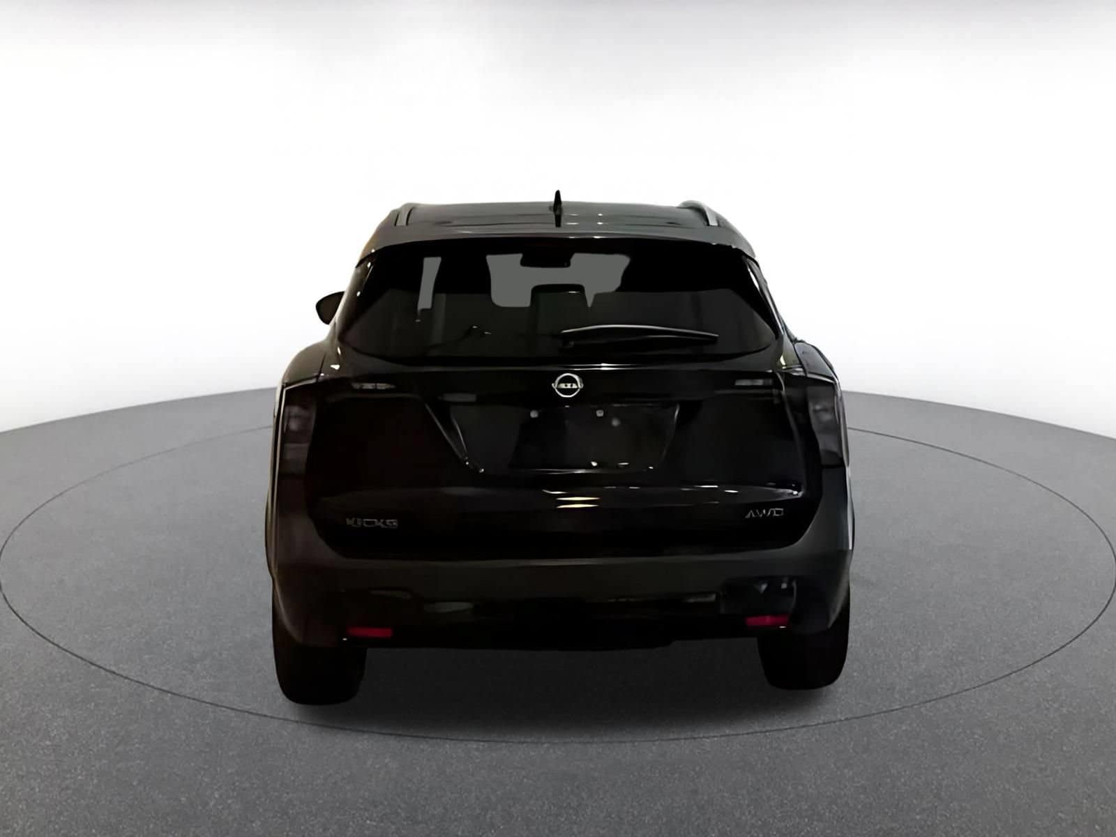 Thumbnail: 2026 Nissan Kicks - 5