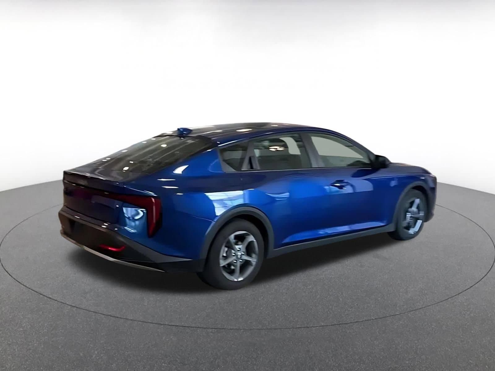 Thumbnail: 2025 Kia K4 - 10