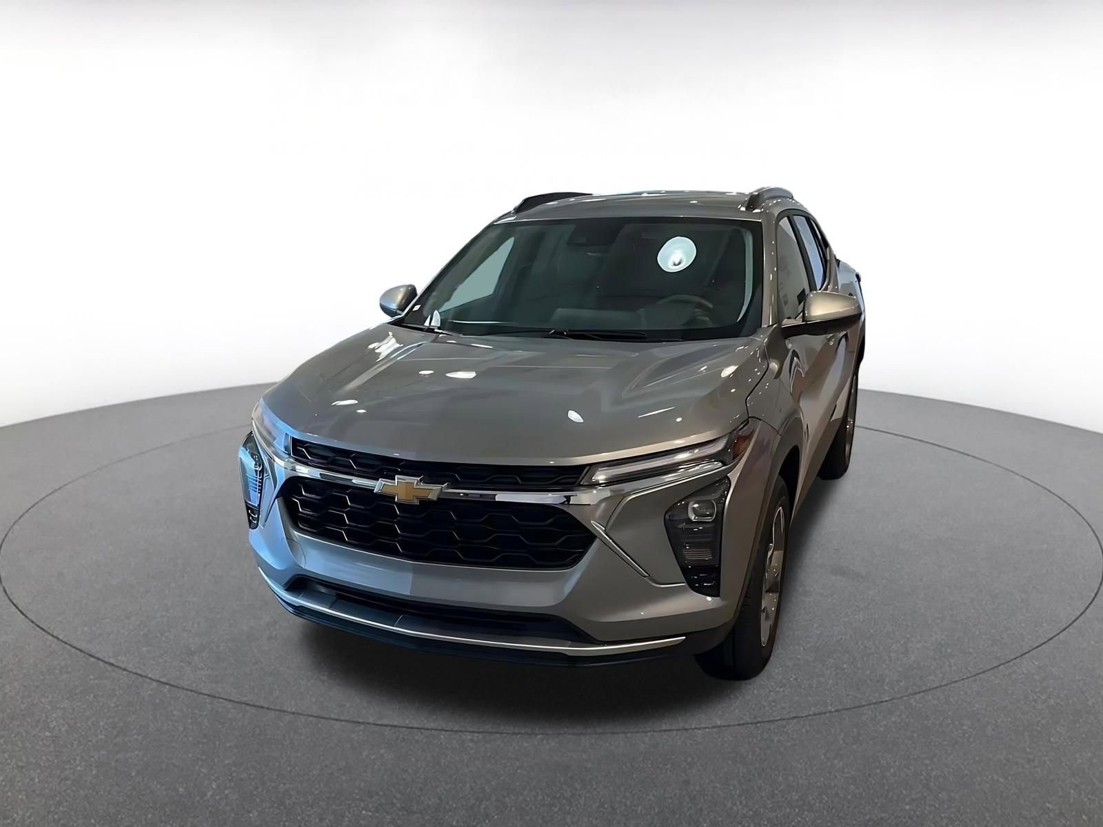 Thumbnail: 2025 Chevrolet Trax - 7