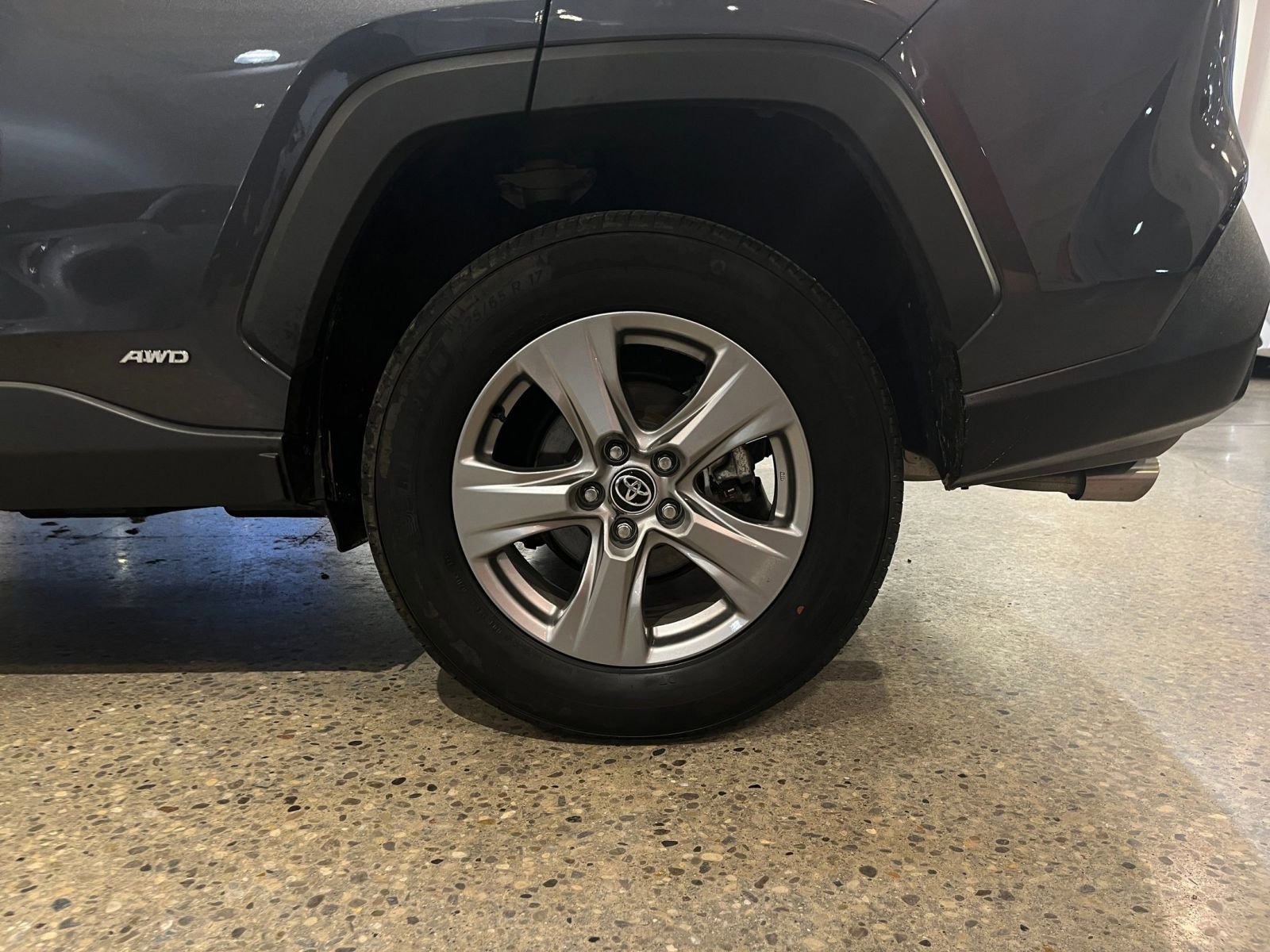 Thumbnail: 2025 Toyota RAV4 - 29