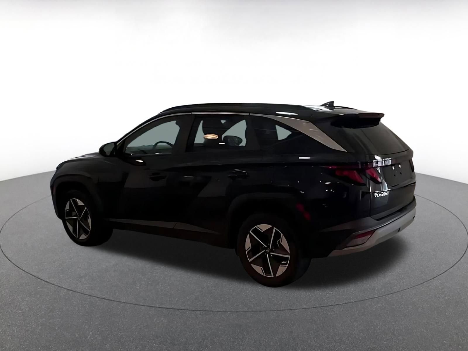 Thumbnail: 2025 Hyundai Tucson - 9