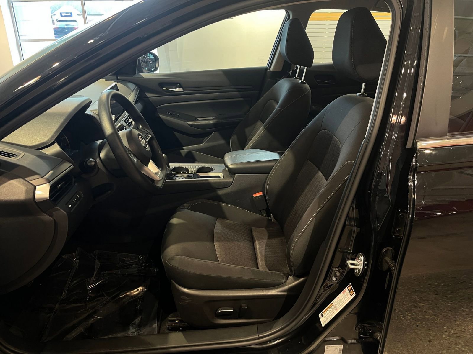 Thumbnail: 2025 Nissan Altima - 27