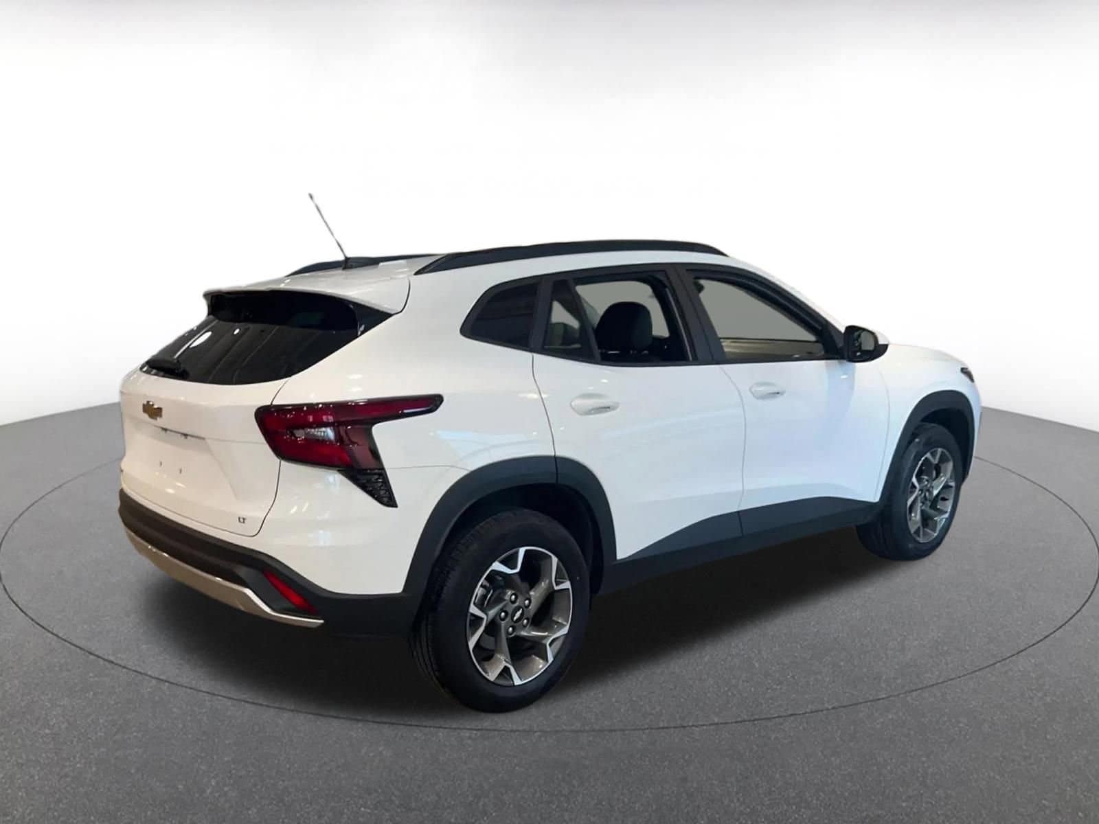 Thumbnail: 2025 Chevrolet Trax - 15