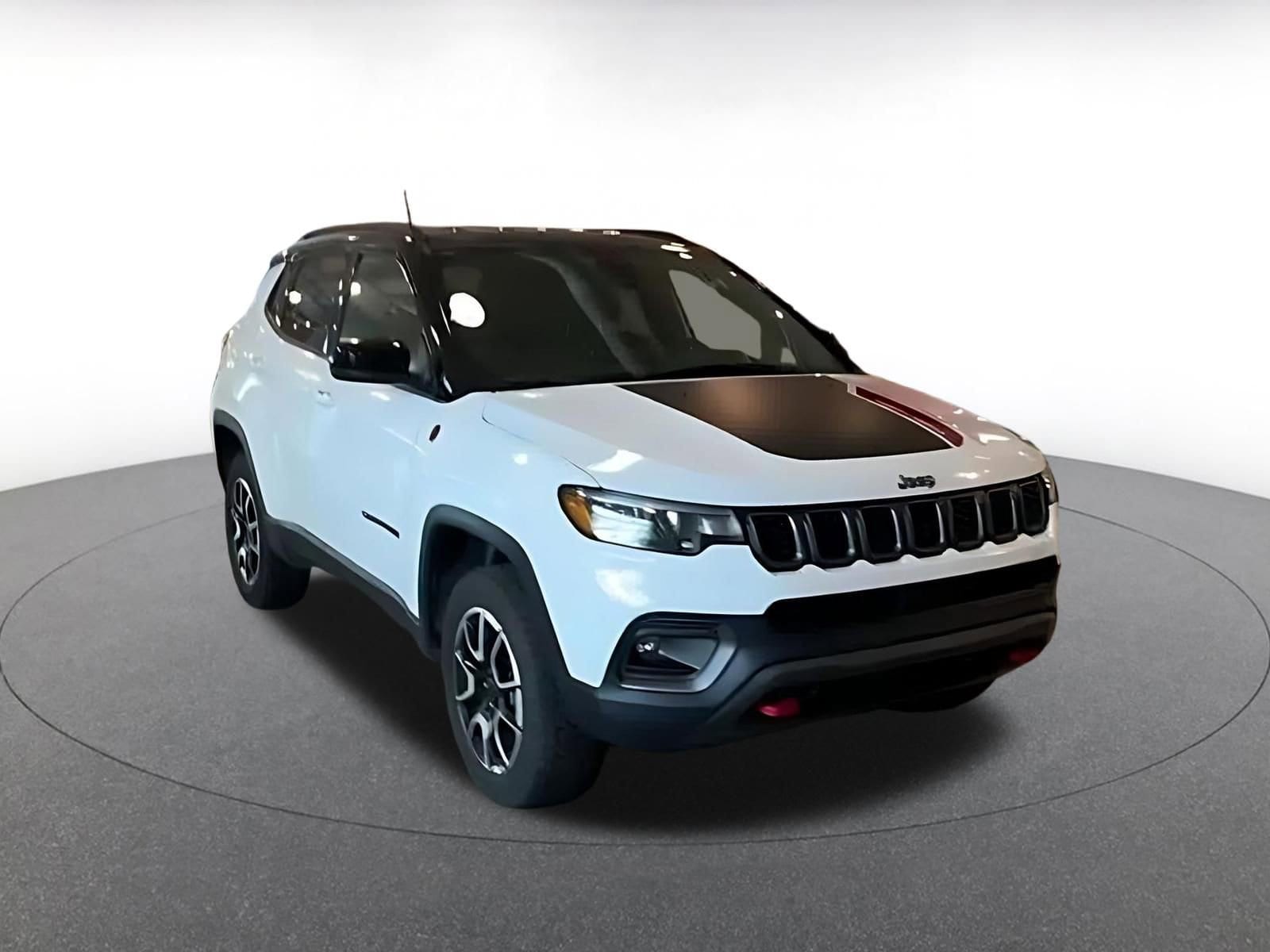 Thumbnail: 2025 Jeep Compass - 3