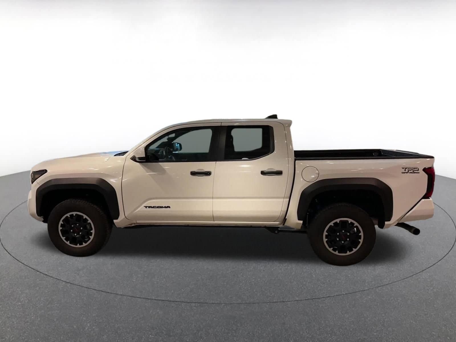 Thumbnail: 2025 Toyota Tacoma - 9