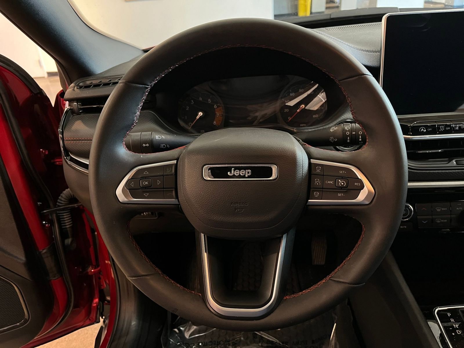 Thumbnail: 2025 Jeep Compass - 28