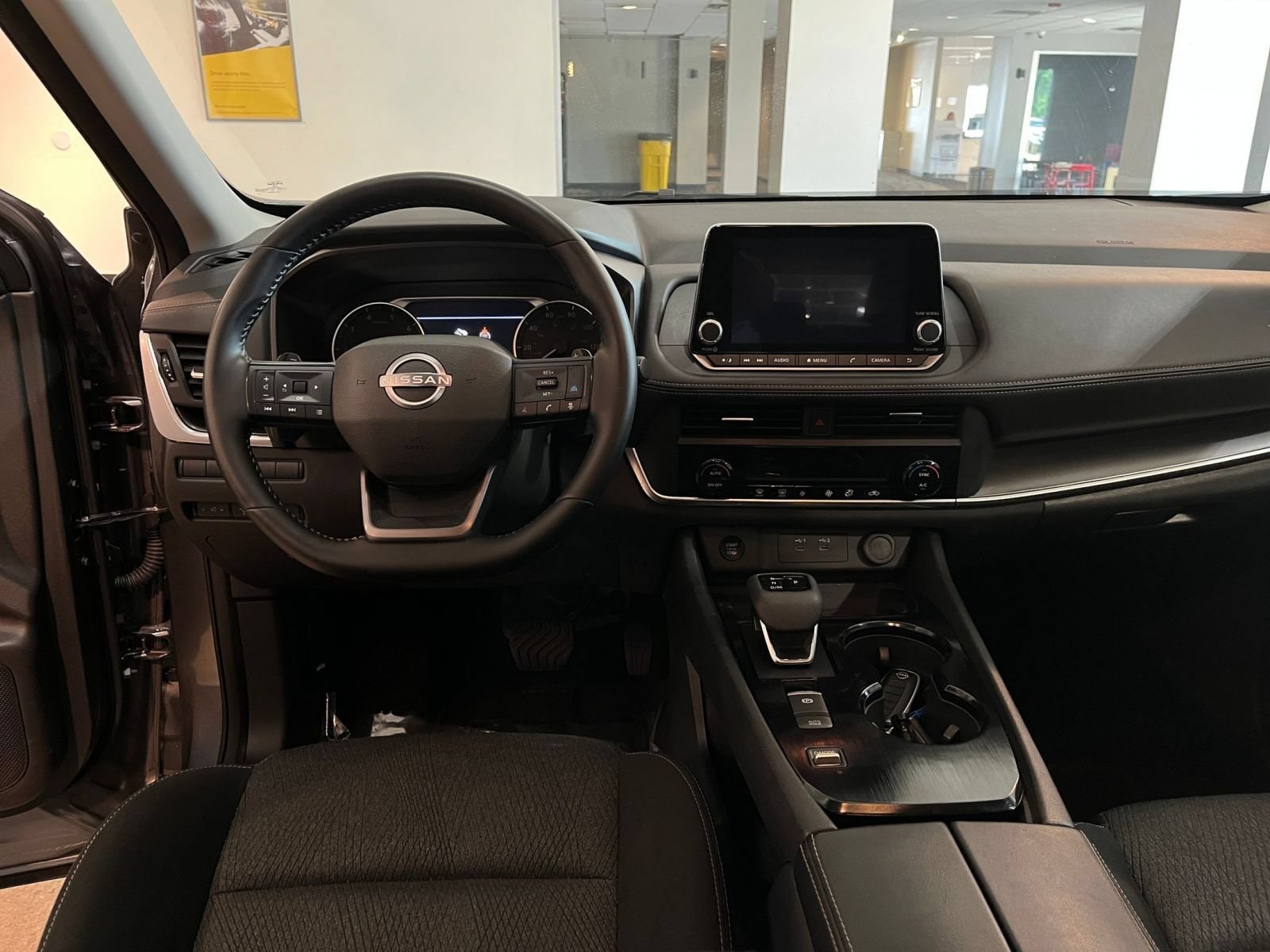 Thumbnail: 2025 Nissan Rogue - 35