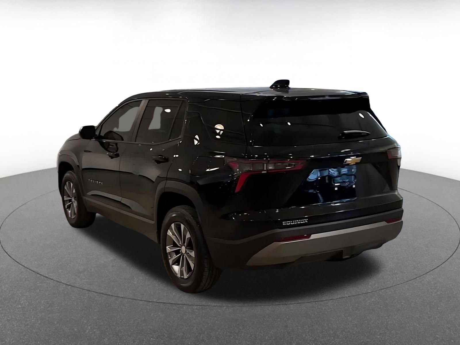 Thumbnail: 2025 Chevrolet Equinox - 11