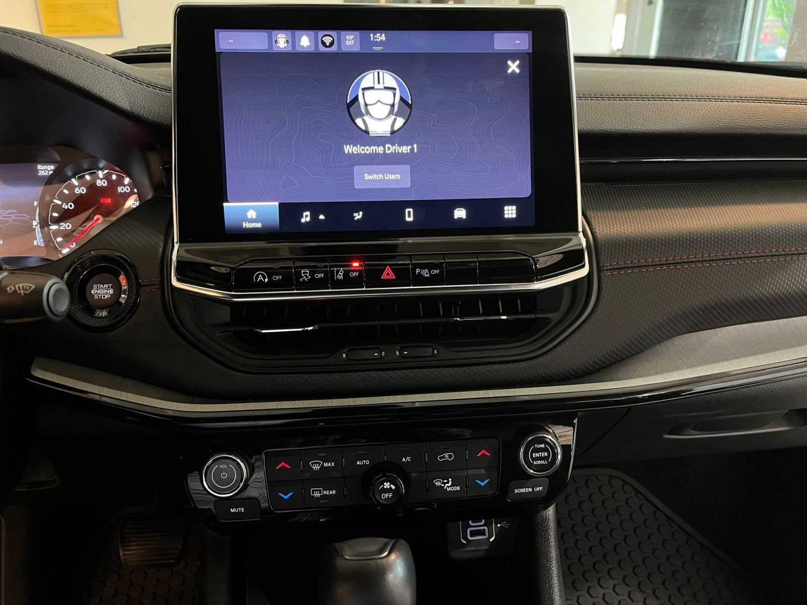 Thumbnail: 2025 Jeep Compass - 17