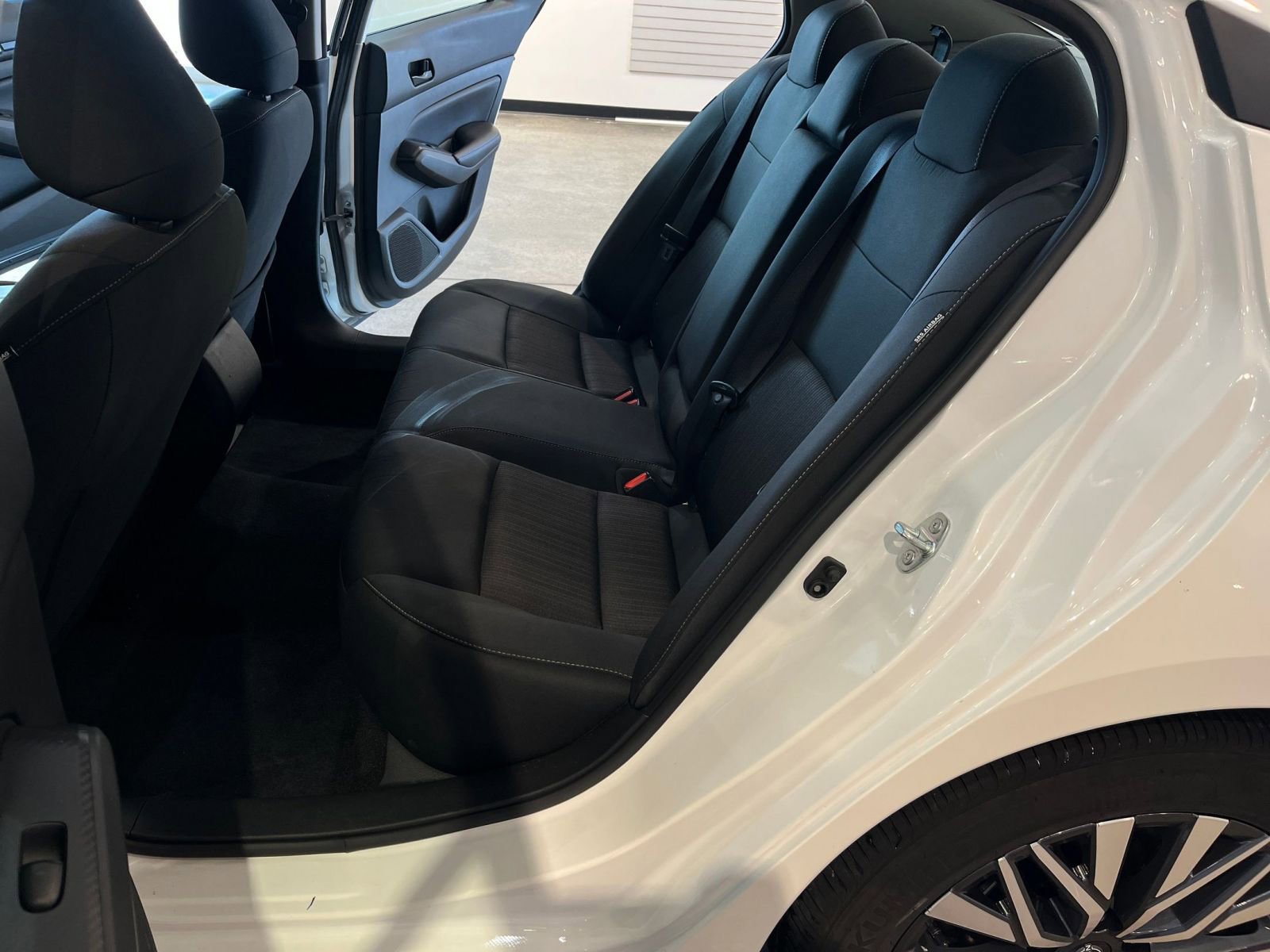 Thumbnail: 2025 Nissan Altima - 25