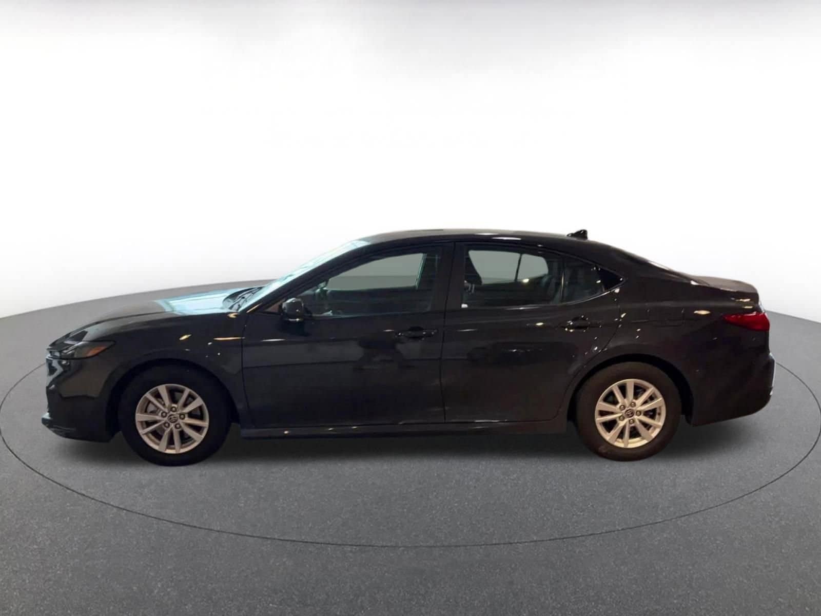 Thumbnail: 2025 Toyota Camry - 9