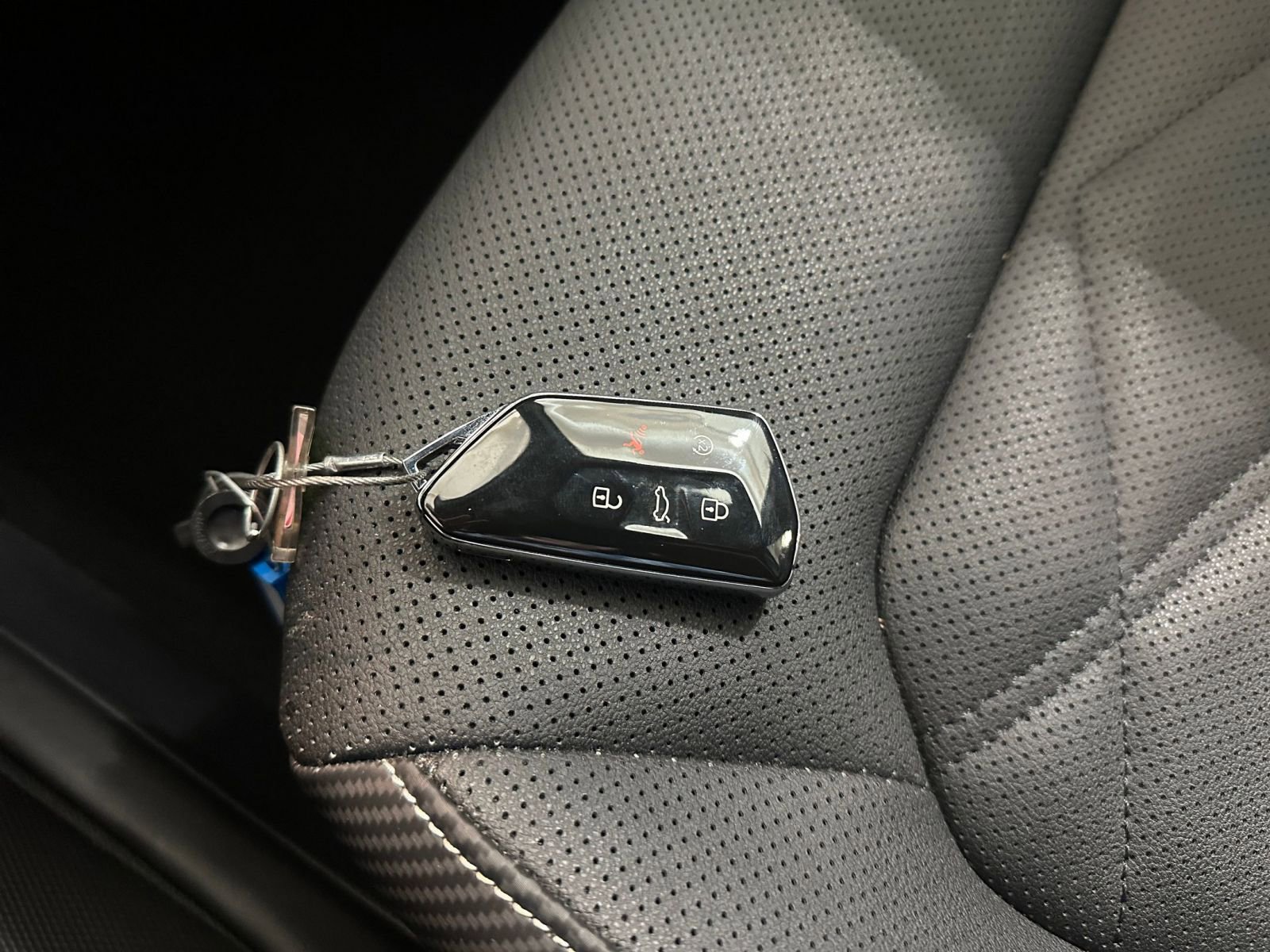 Thumbnail: 2025 Volkswagen Atlas - 22