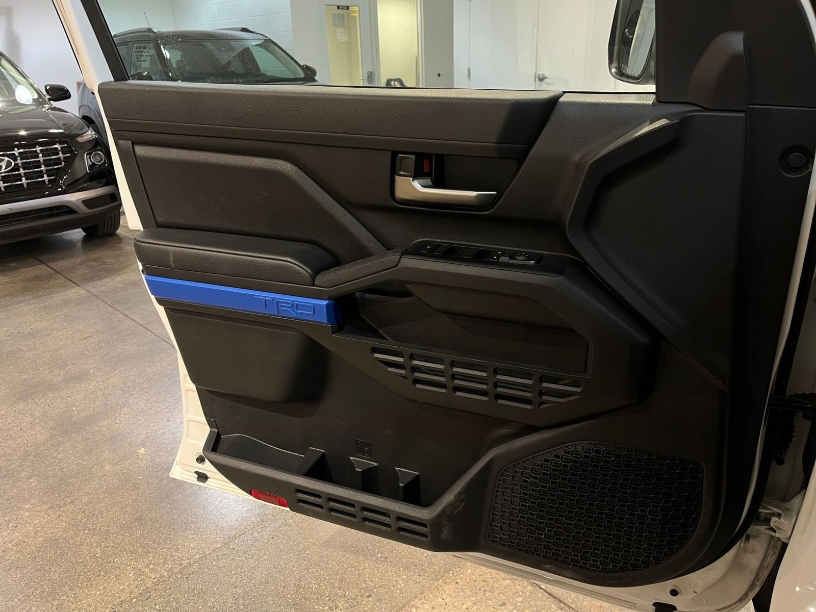 Thumbnail: 2025 Toyota Tacoma - 20