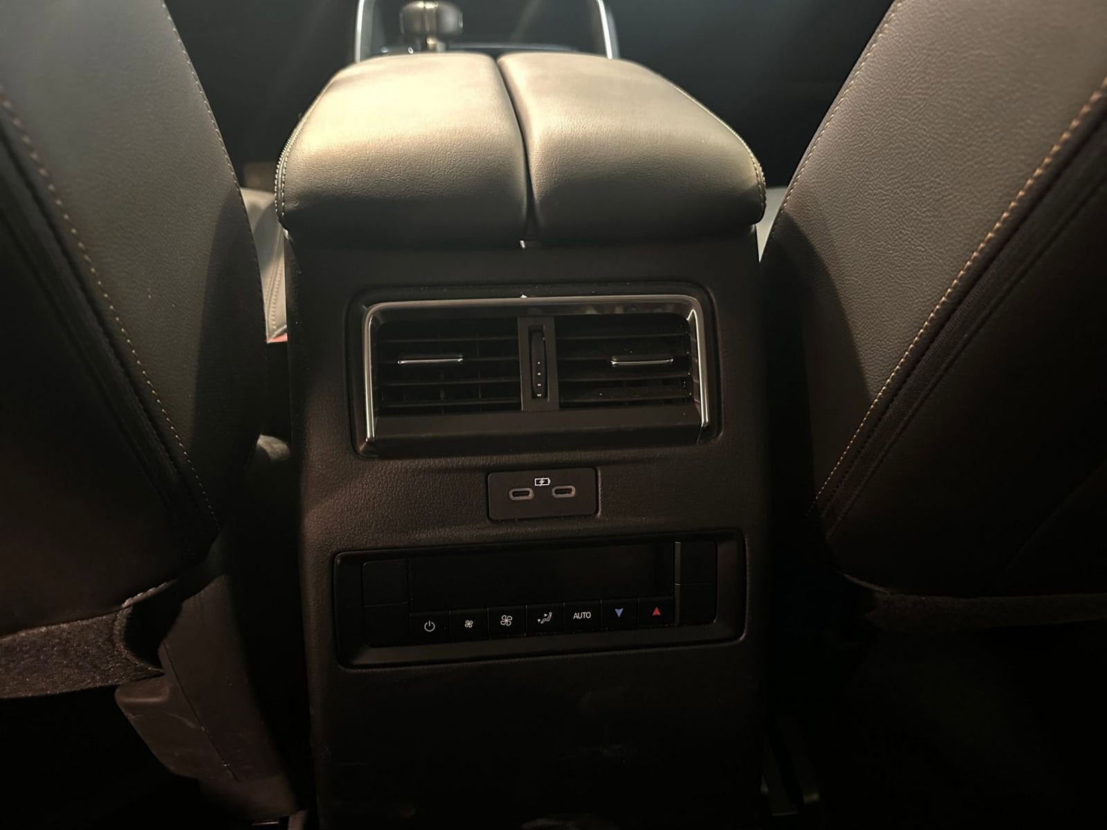 Thumbnail: 2025 Mazda CX-90 - 24