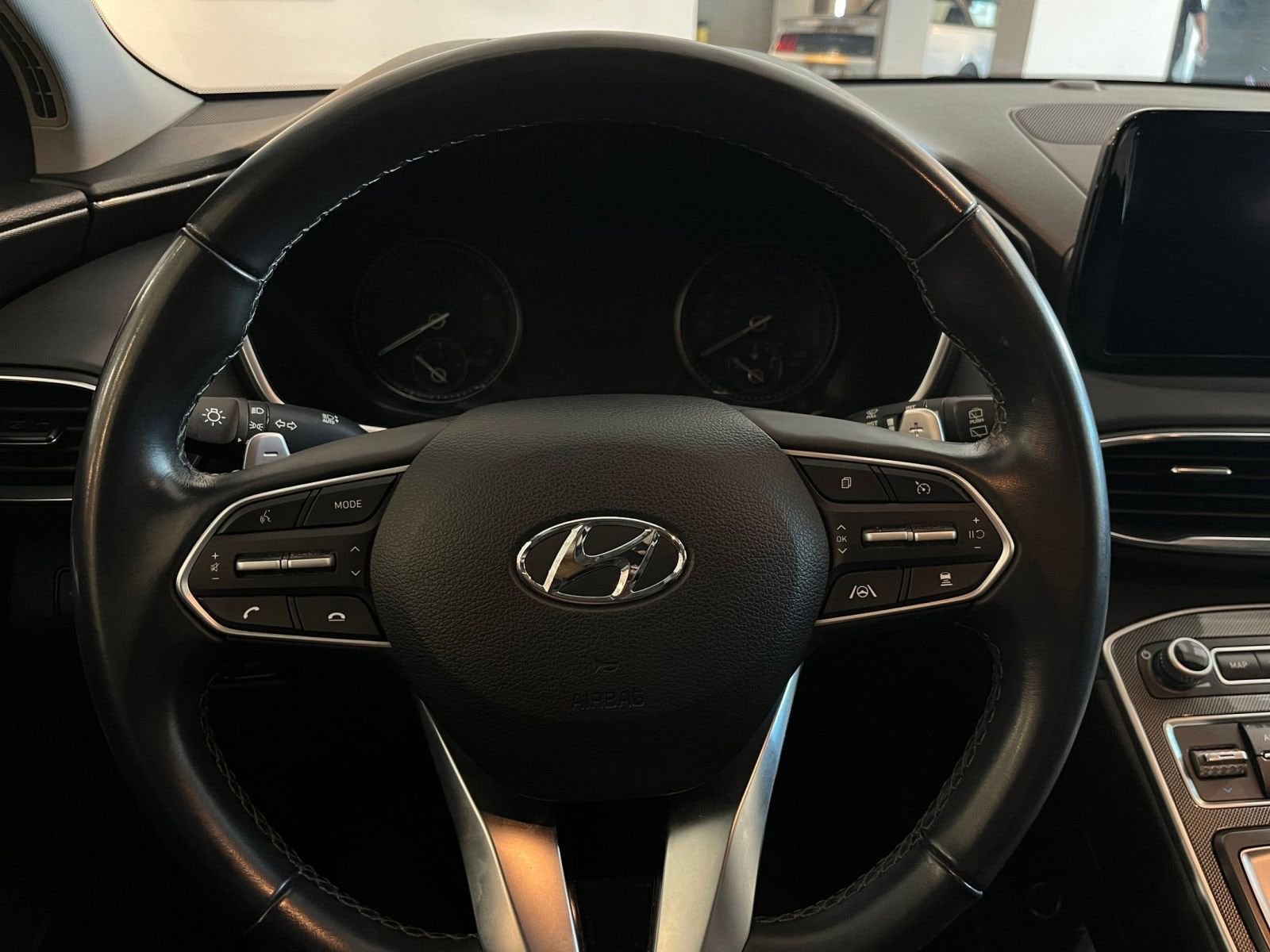 Thumbnail: 2023 Hyundai Santa Fe - 28