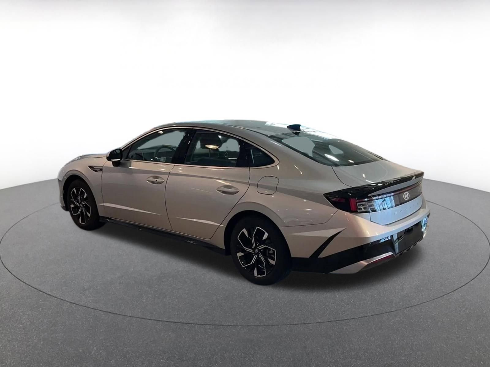 Thumbnail: 2025 Hyundai Sonata - 11