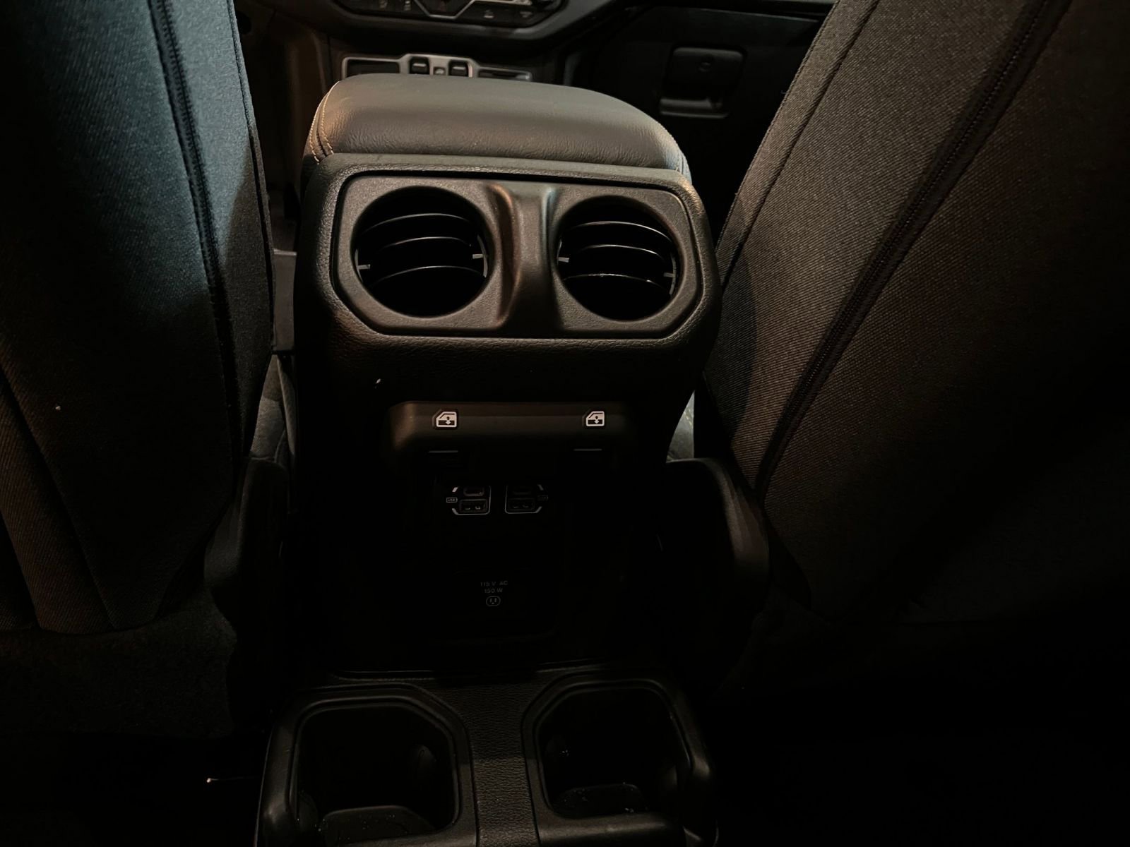 Thumbnail: 2025 Jeep Wrangler - 23