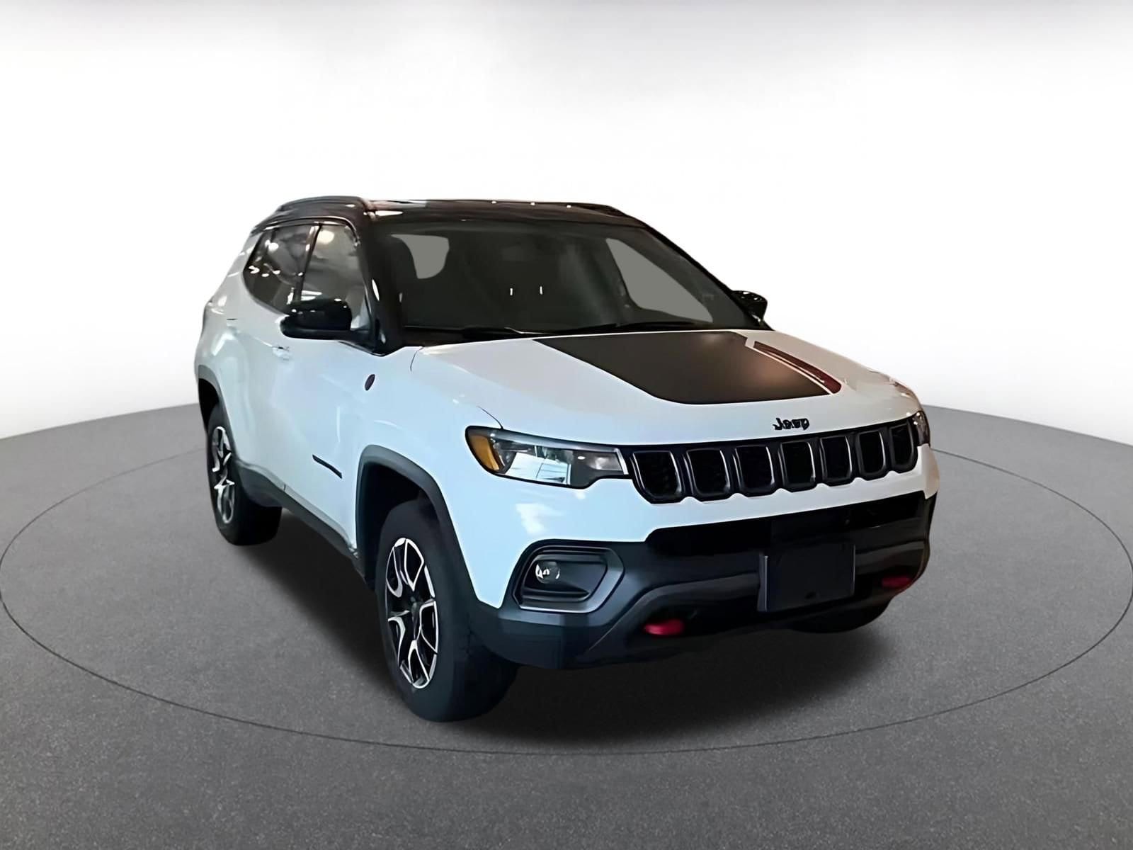 Thumbnail: 2025 Jeep Compass - 3