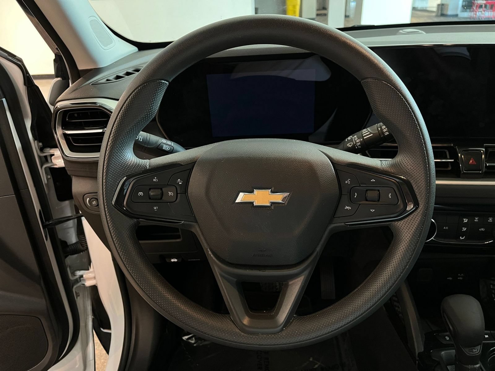 Thumbnail: 2025 Chevrolet TrailBlazer - 27