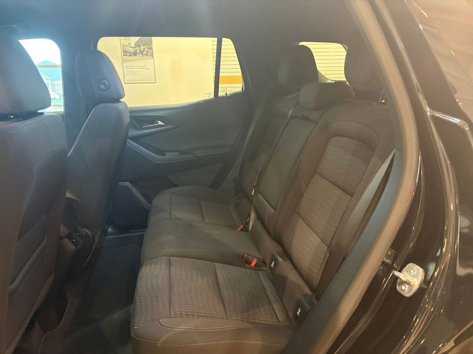 Thumbnail: 2025 Chevrolet Equinox - 25