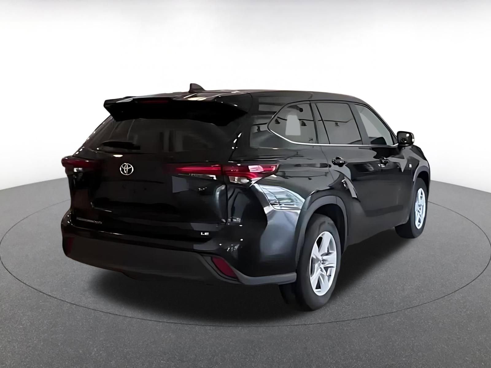 Thumbnail: 2025 Toyota Highlander - 12