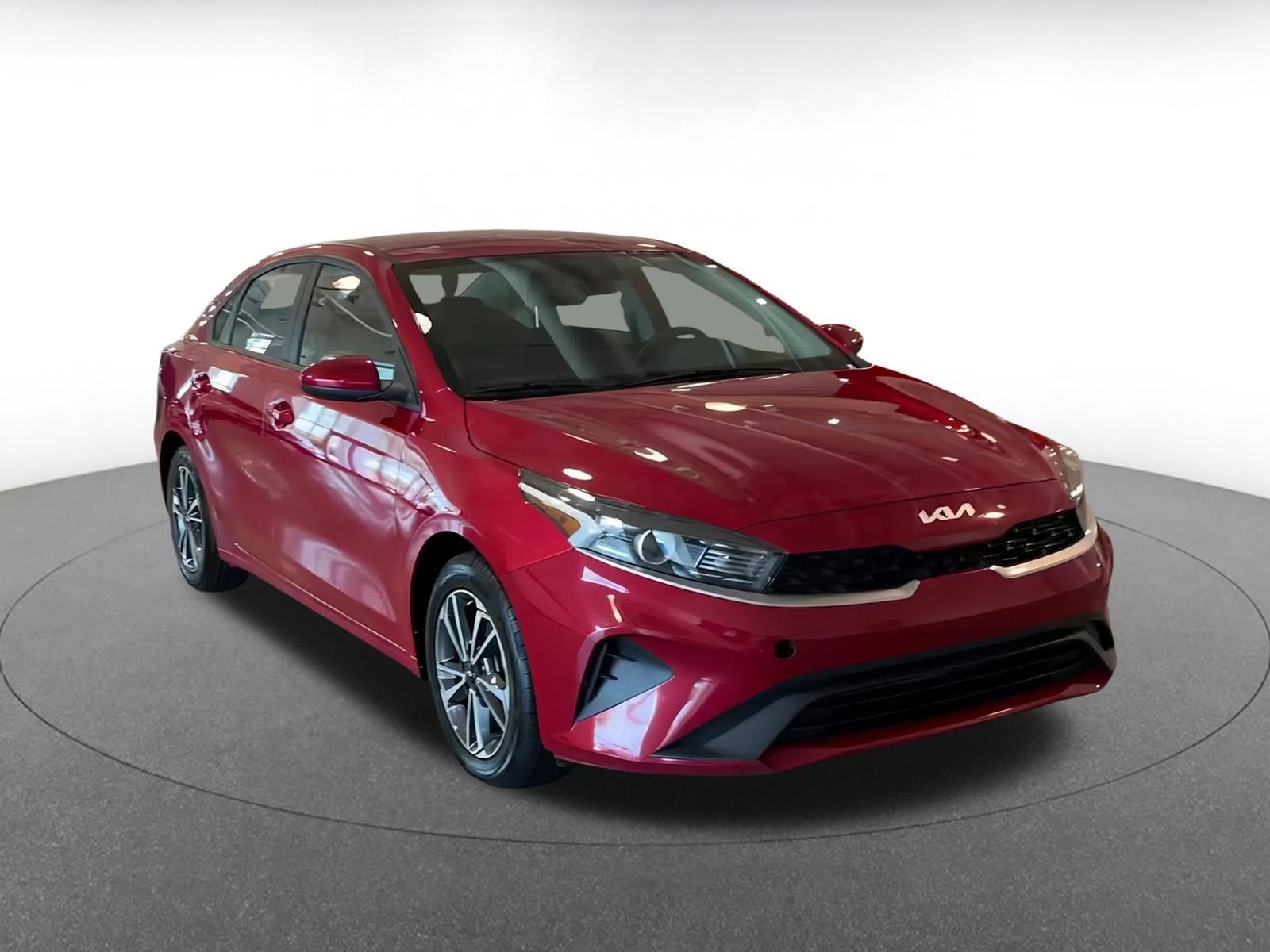 Thumbnail: 2023 Kia Forte - 3