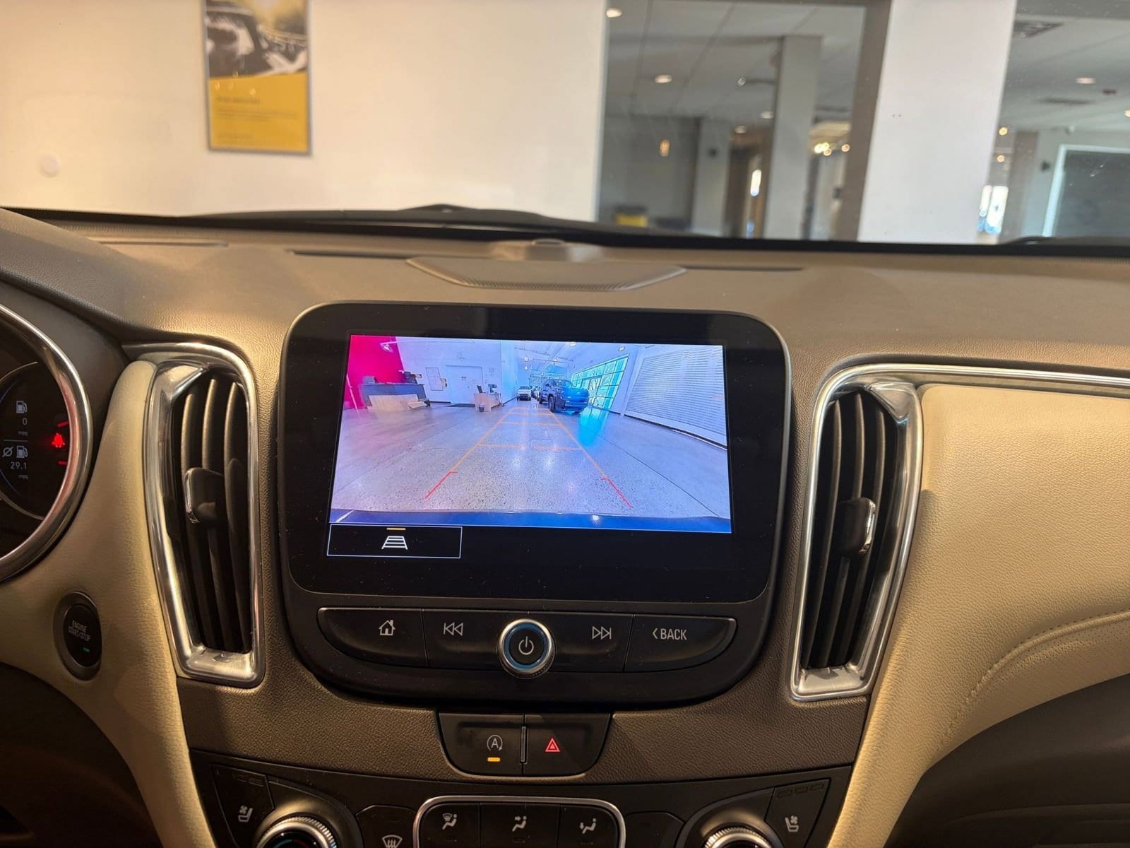 Thumbnail: 2024 Chevrolet Malibu - 17