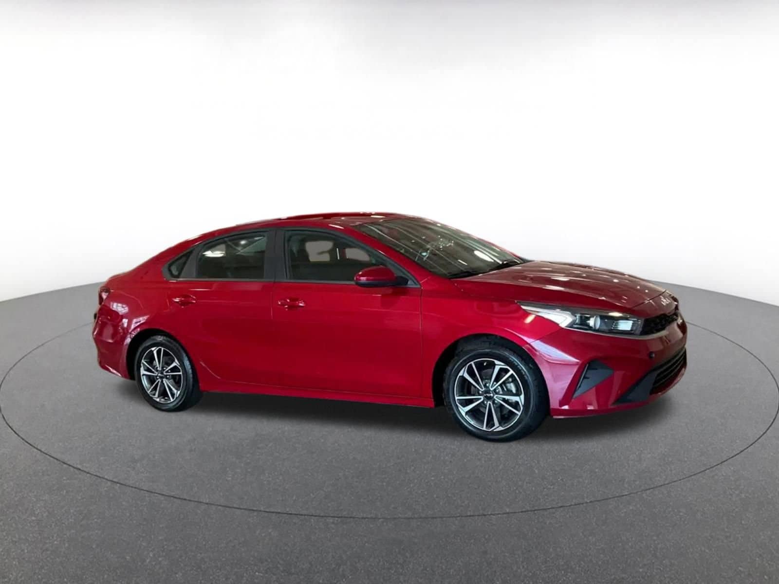 Thumbnail: 2023 Kia Forte - 2