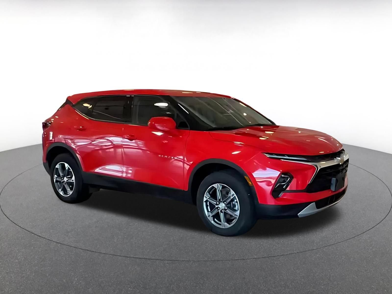 Thumbnail: 2026 Chevrolet Blazer - 2